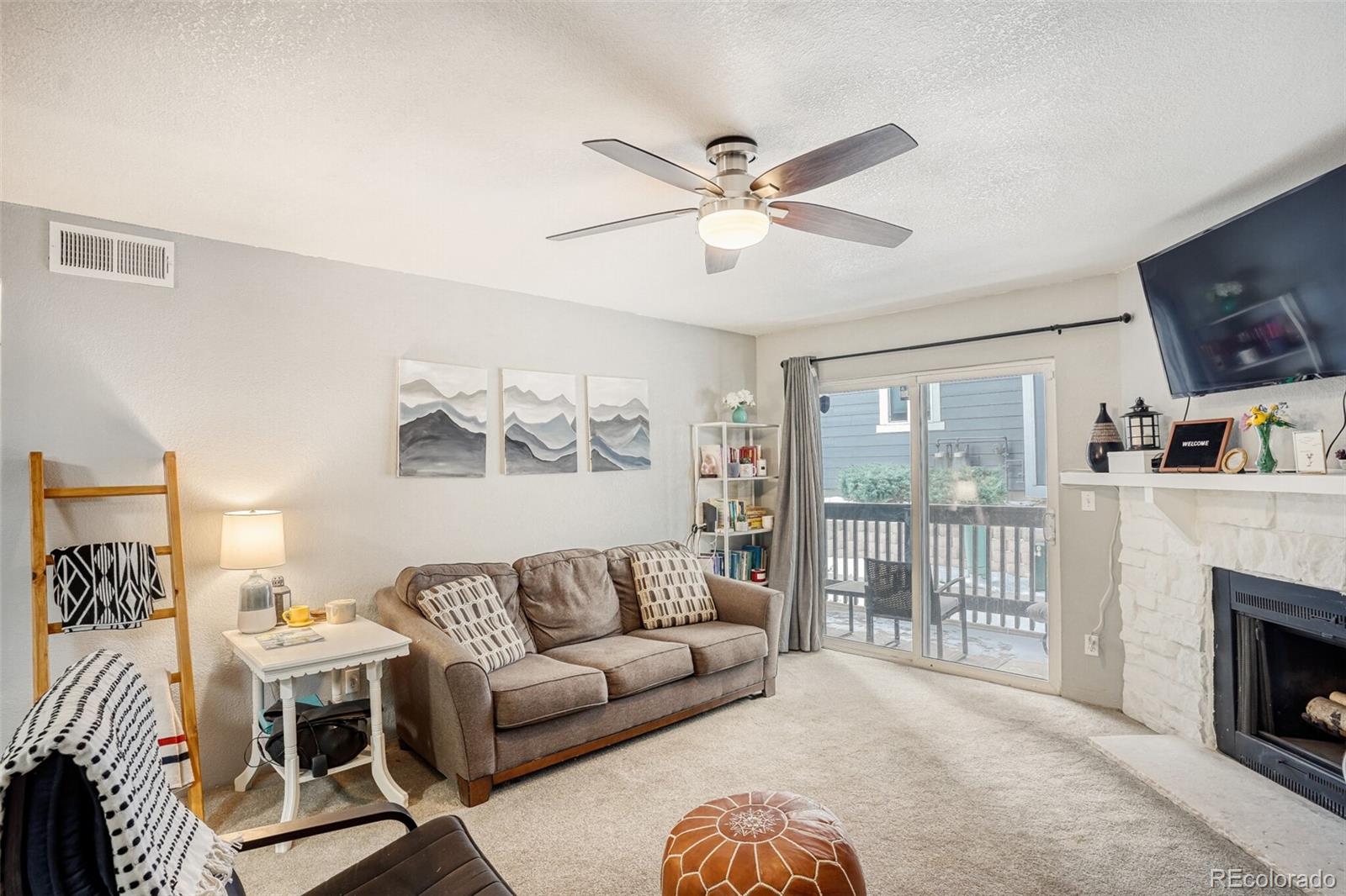 MLS Image #3 for 3460 s eagle street,aurora, Colorado