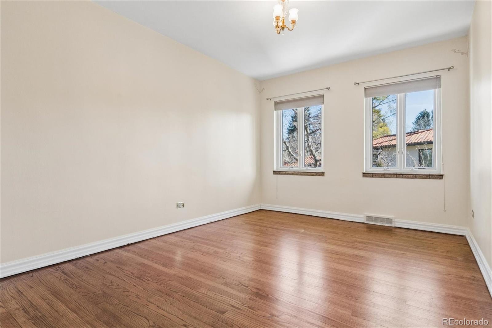 MLS Image #36 for 6  ivy lane,denver, Colorado