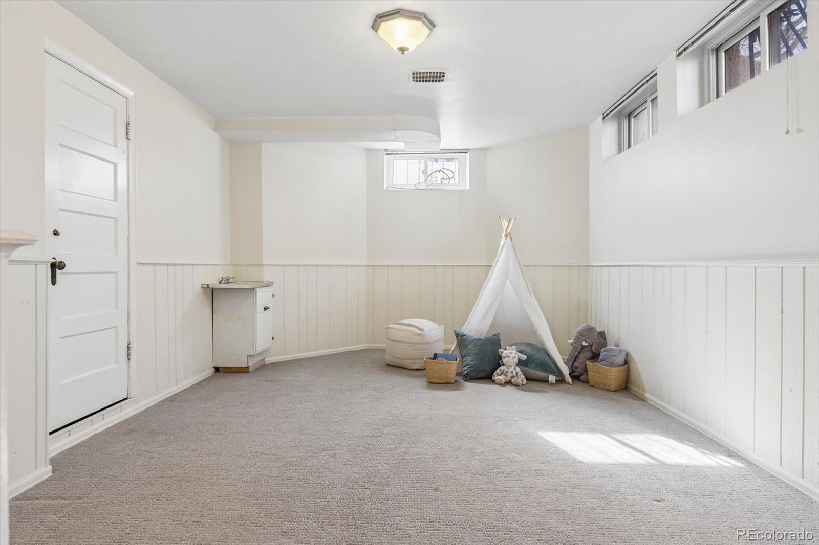 MLS Image #42 for 6  ivy lane,denver, Colorado