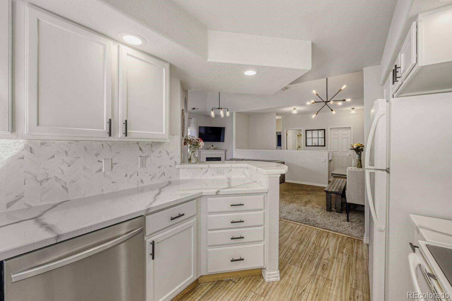 MLS Image #6 for 10735  eliot circle,denver, Colorado