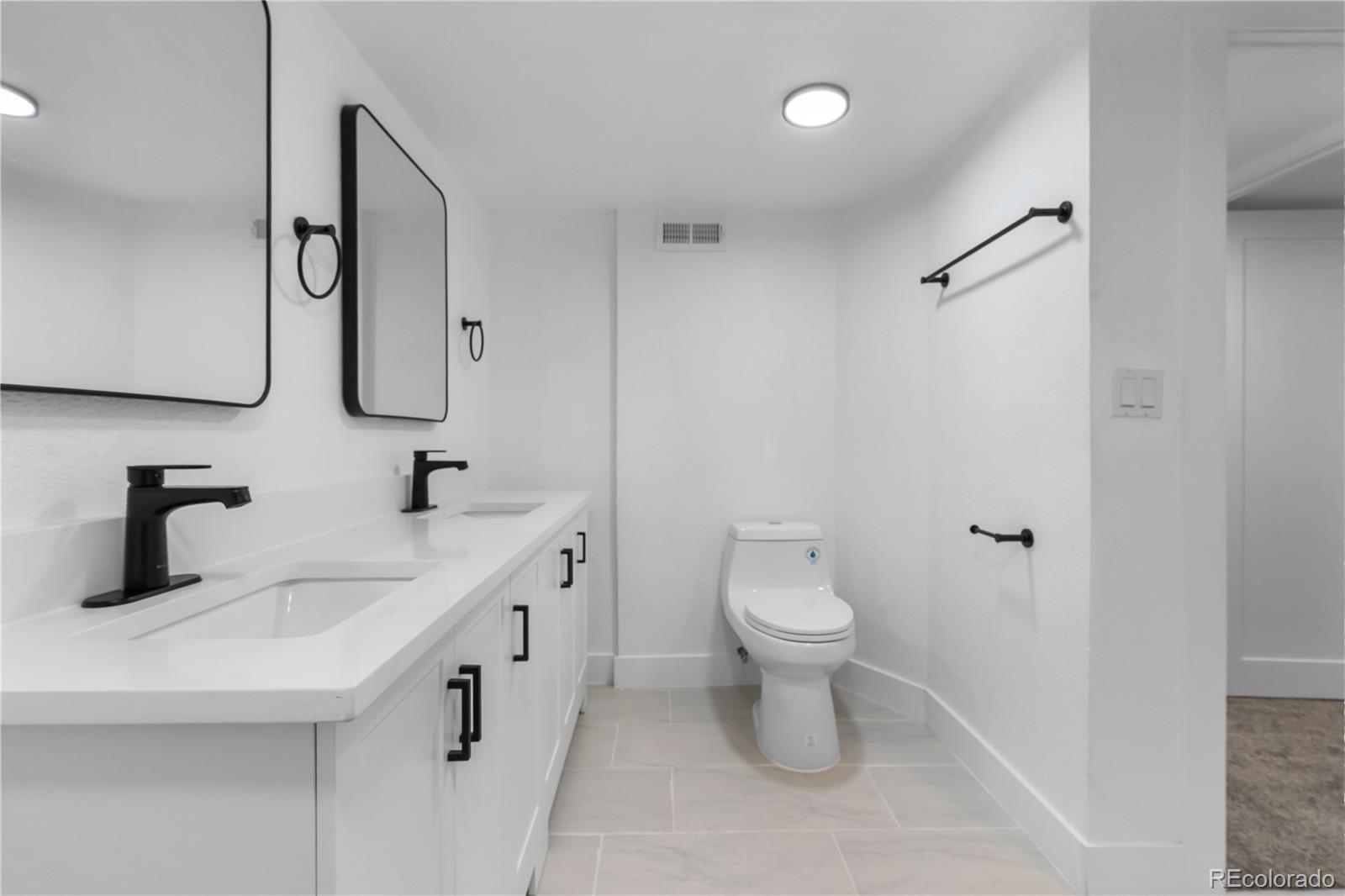 MLS Image #15 for 3217 n clayton street,denver, Colorado