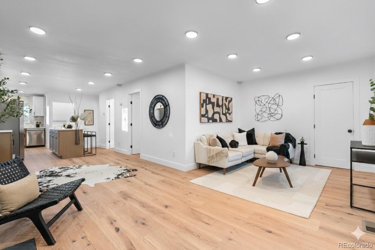 MLS Image #2 for 3217 n clayton street,denver, Colorado