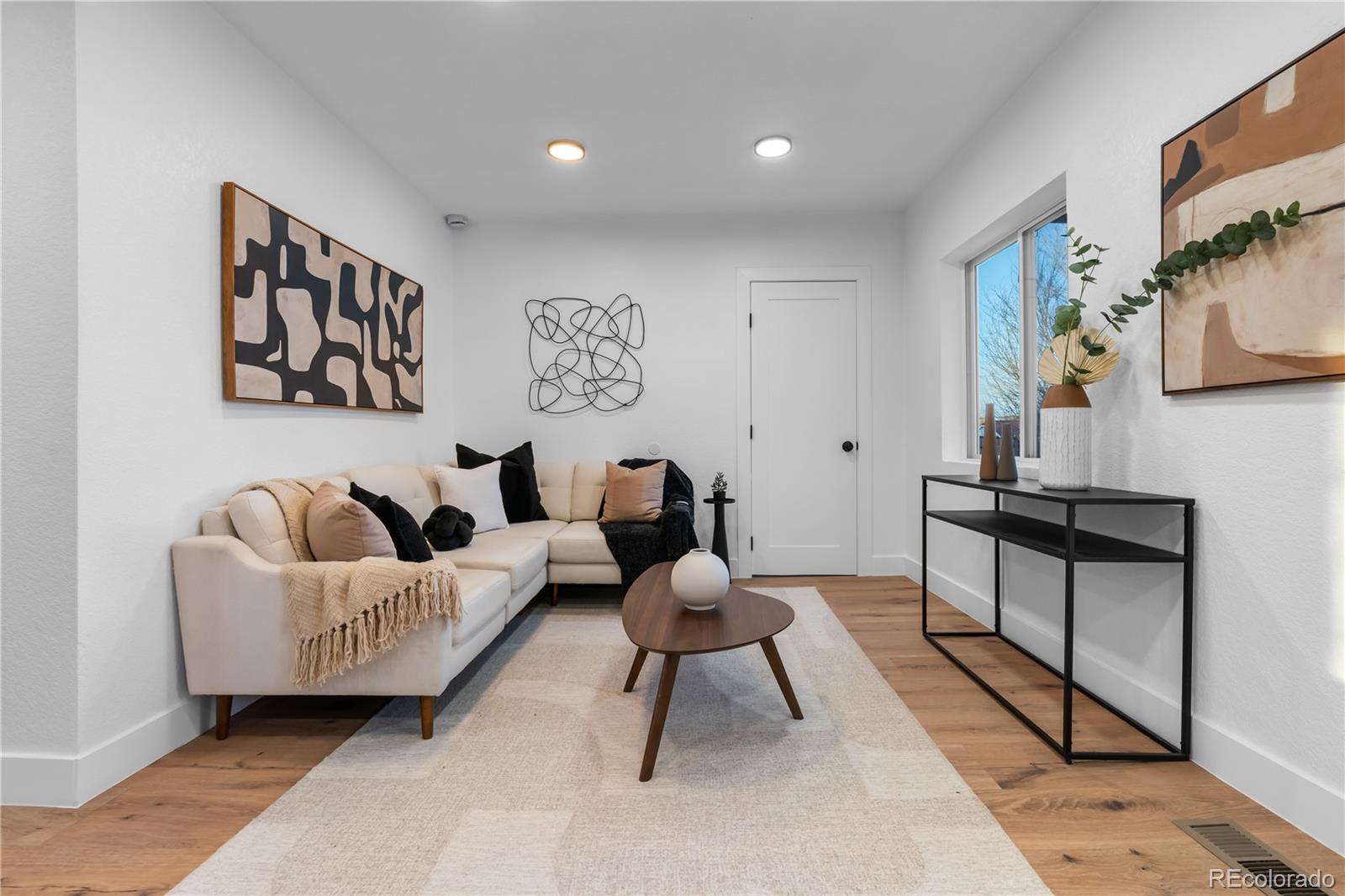 MLS Image #3 for 3217 n clayton street,denver, Colorado