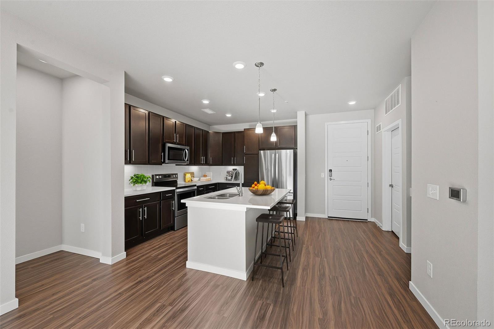 MLS Image #3 for 420 e fremont place,littleton, Colorado