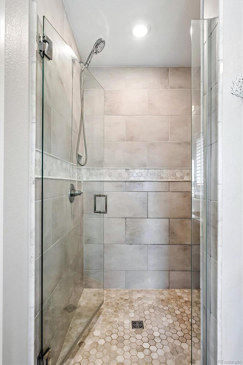 MLS Image #12 for 4885 s monaco street 207,denver, Colorado
