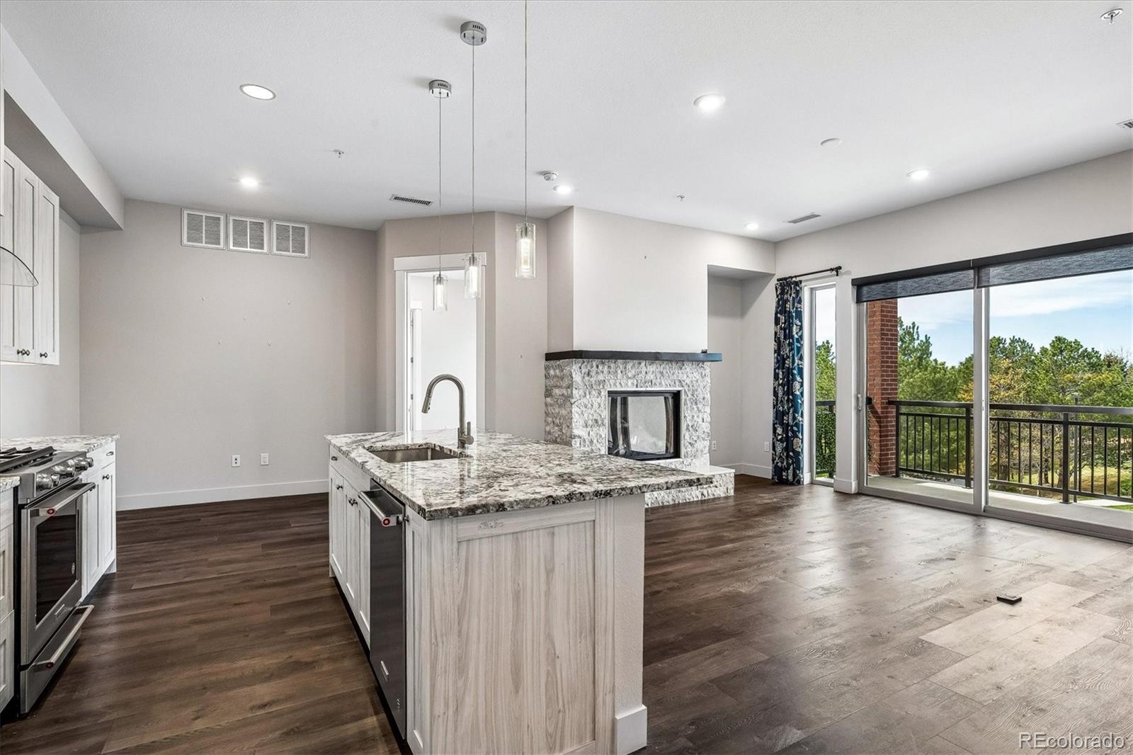 MLS Image #16 for 4885 s monaco street 207,denver, Colorado