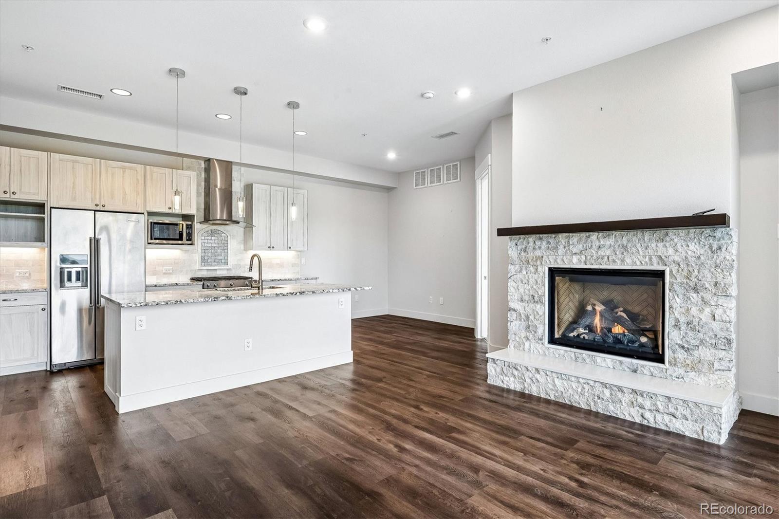 MLS Image #22 for 4885 s monaco street 207,denver, Colorado