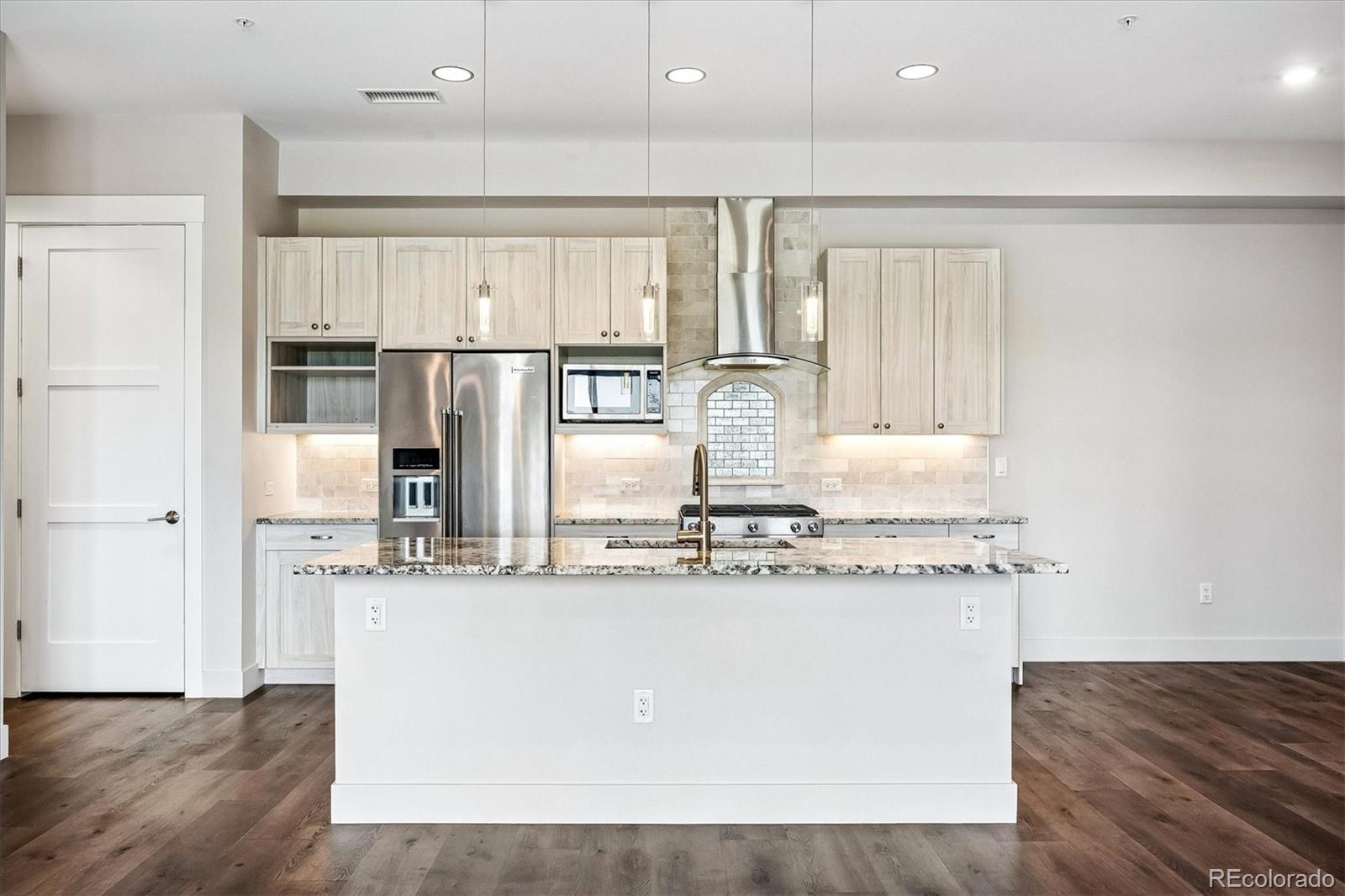 MLS Image #25 for 4885 s monaco street 207,denver, Colorado
