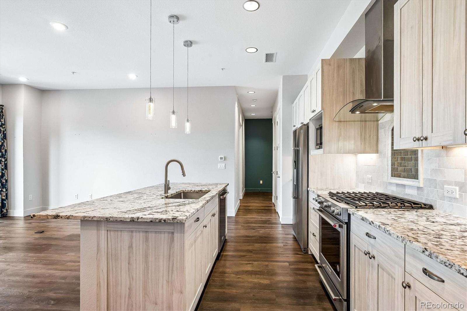 MLS Image #27 for 4885 s monaco street 207,denver, Colorado