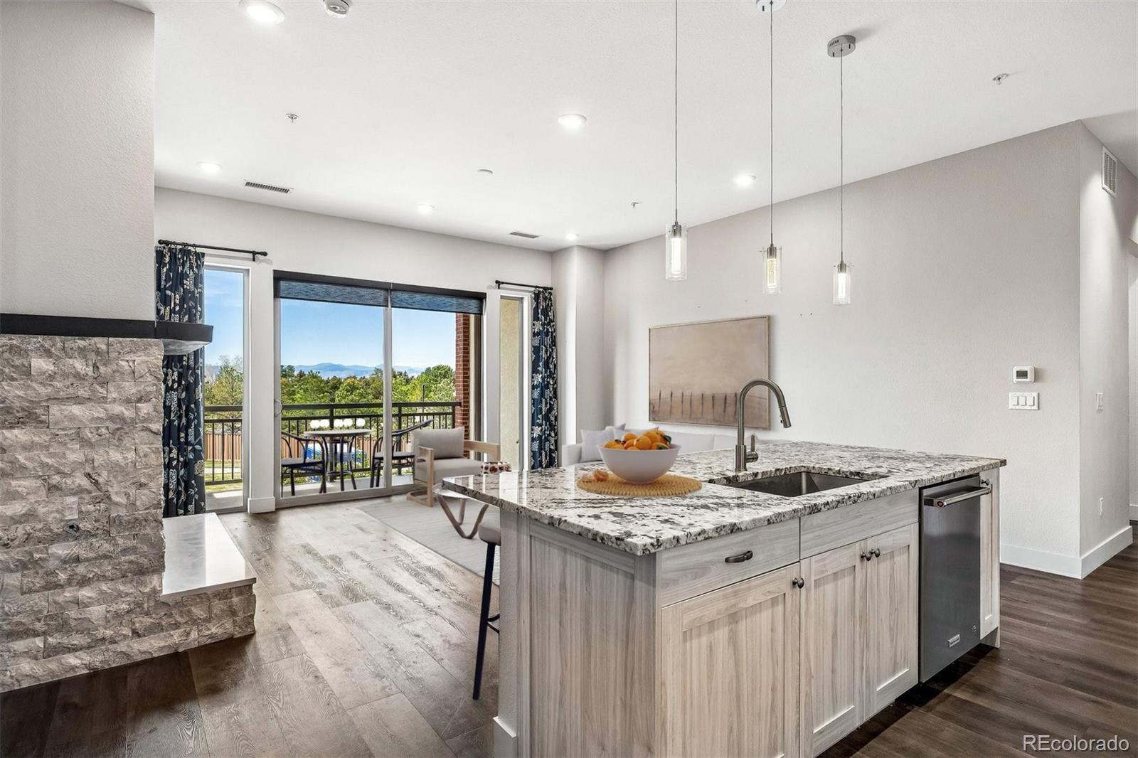 MLS Image #3 for 4885 s monaco street 207,denver, Colorado