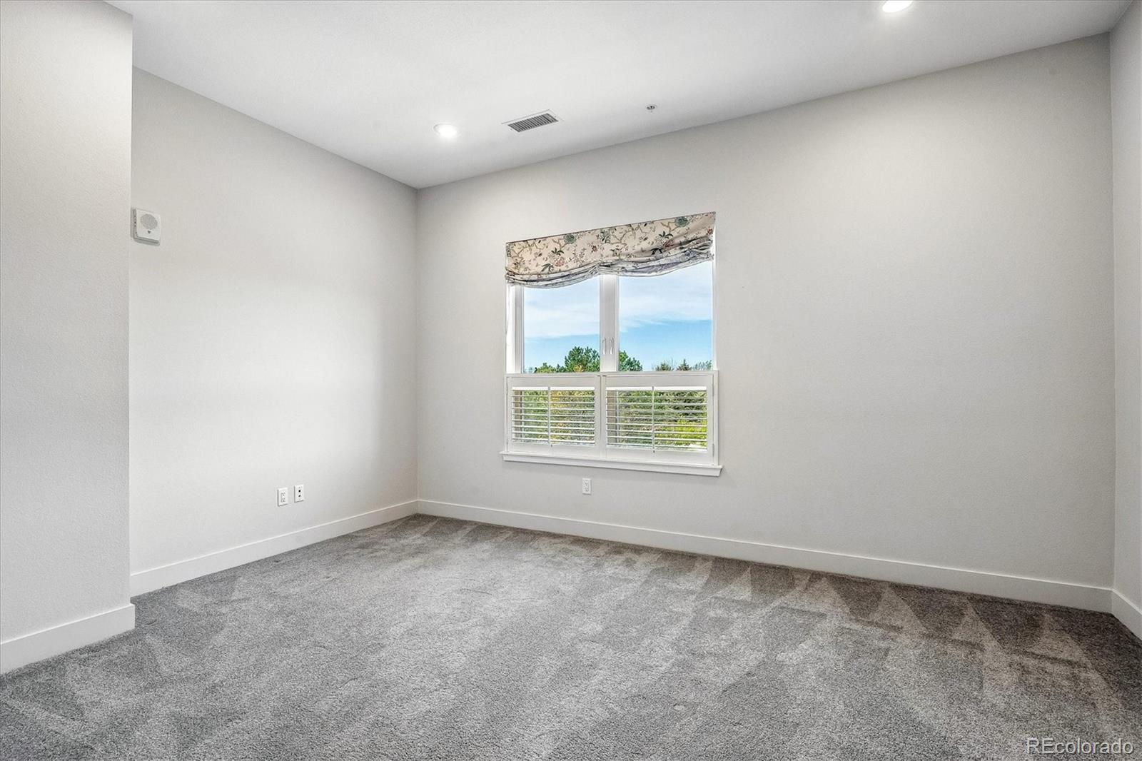 MLS Image #32 for 4885 s monaco street 207,denver, Colorado