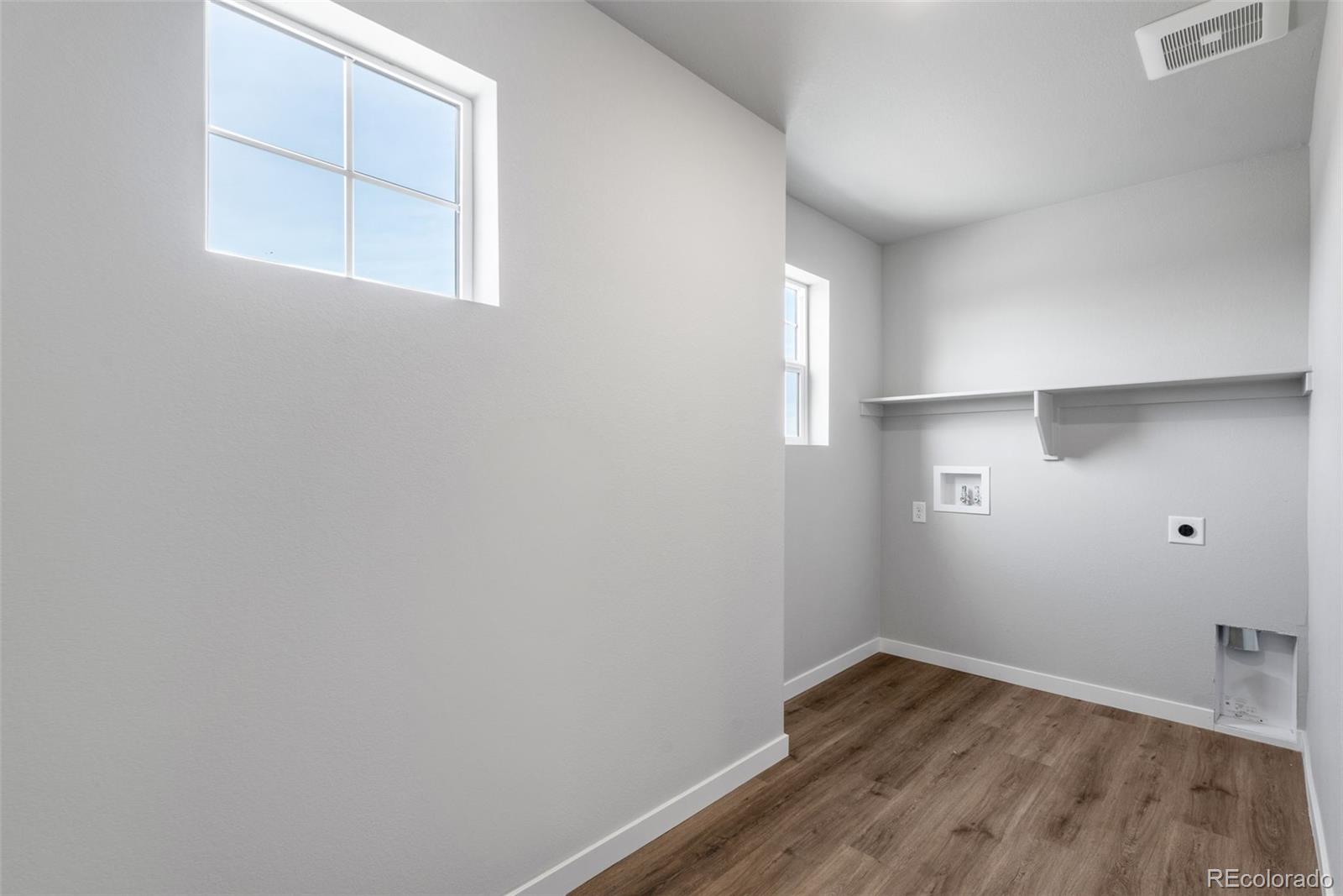 MLS Image #28 for 736 n carrie court,watkins, Colorado
