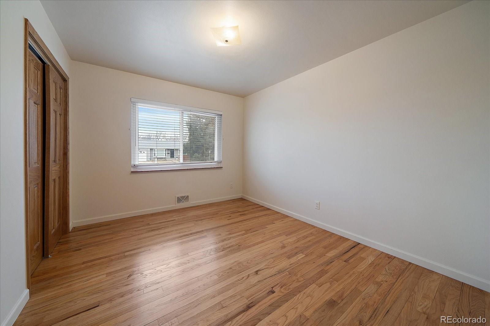 MLS Image #17 for 2510 s cherry street,denver, Colorado