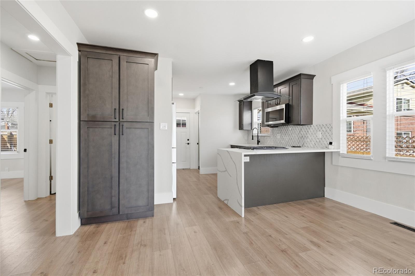 MLS Image #11 for 3417 w alaska place,denver, Colorado