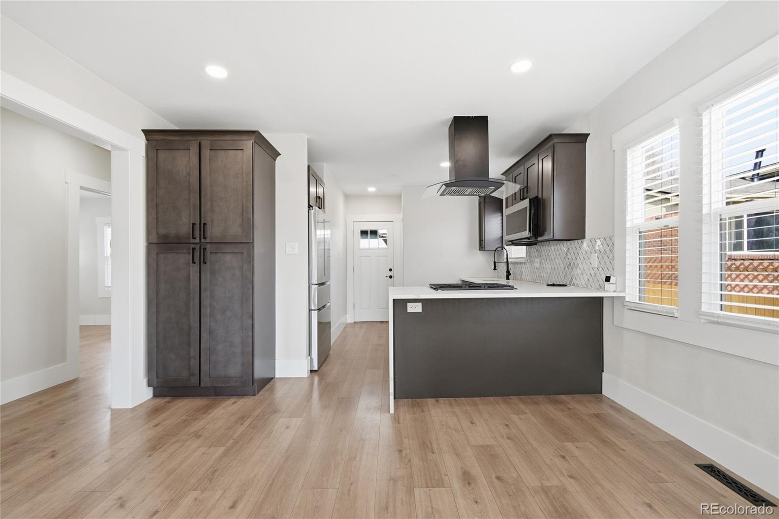 MLS Image #12 for 3417 w alaska place,denver, Colorado