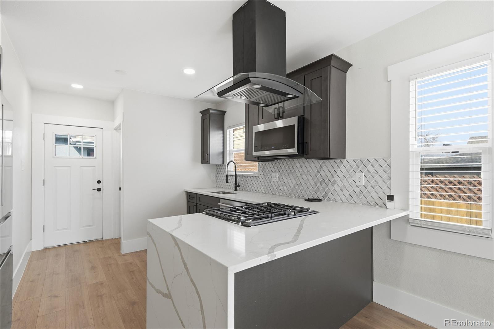 MLS Image #14 for 3417 w alaska place,denver, Colorado