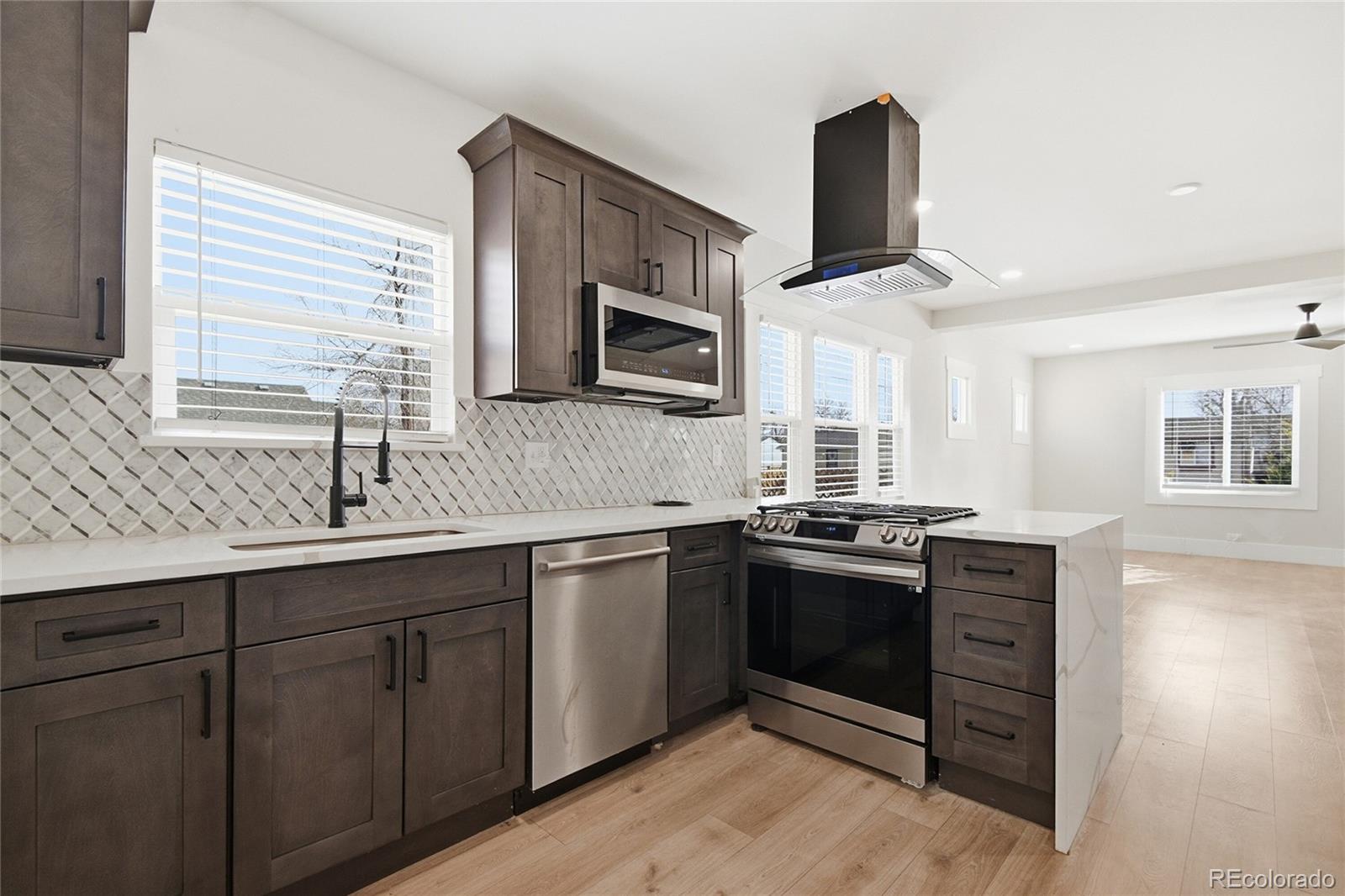 MLS Image #15 for 3417 w alaska place,denver, Colorado