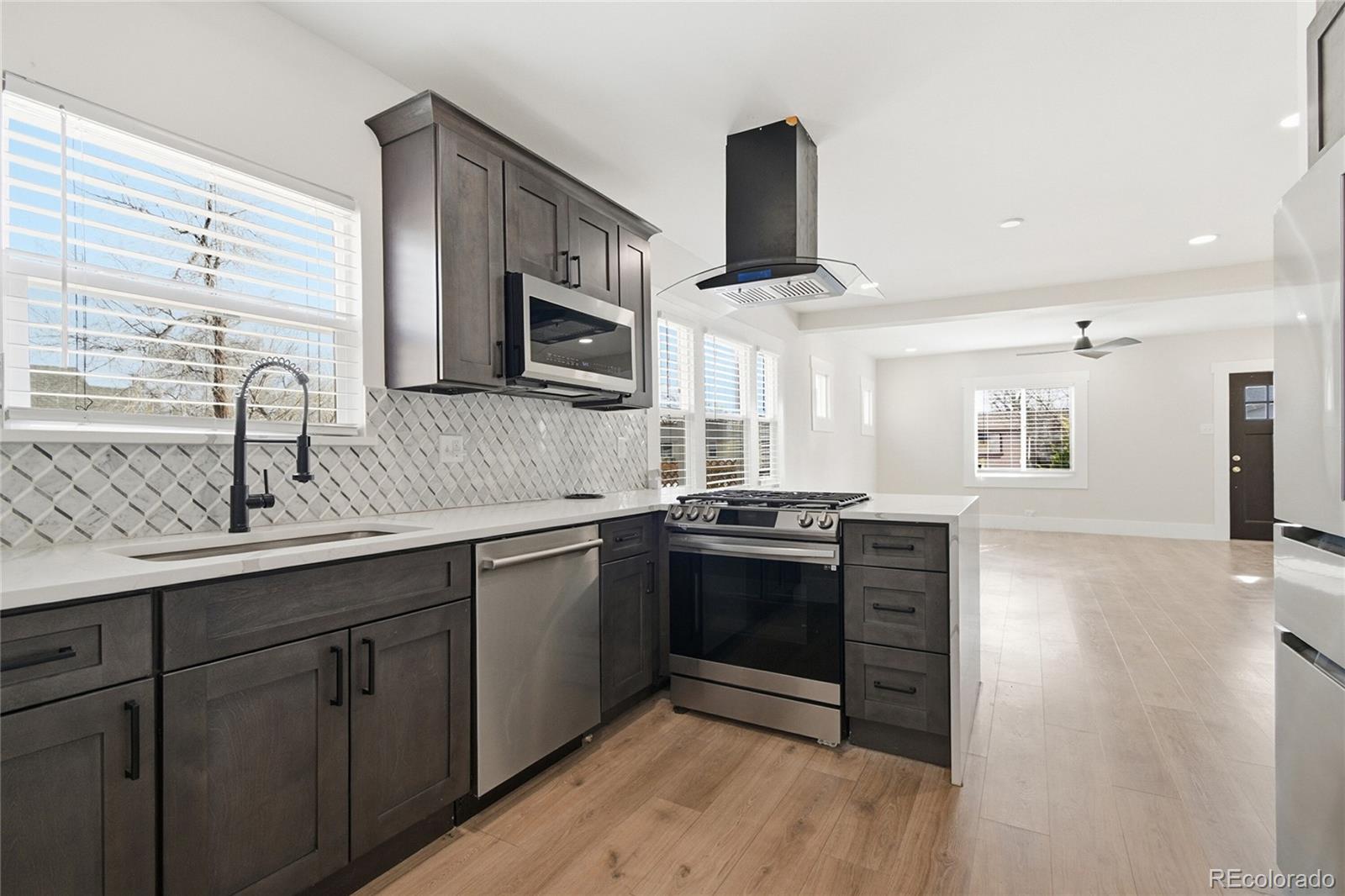 MLS Image #16 for 3417 w alaska place,denver, Colorado