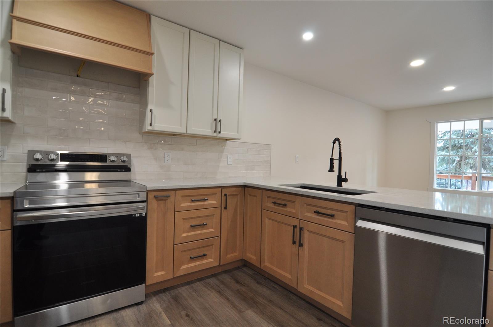 MLS Image #14 for 995  oakwood drive,castle rock, Colorado