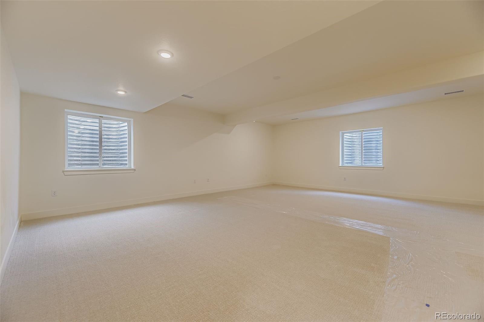 MLS Image #22 for 8942 s riviera way,aurora, Colorado