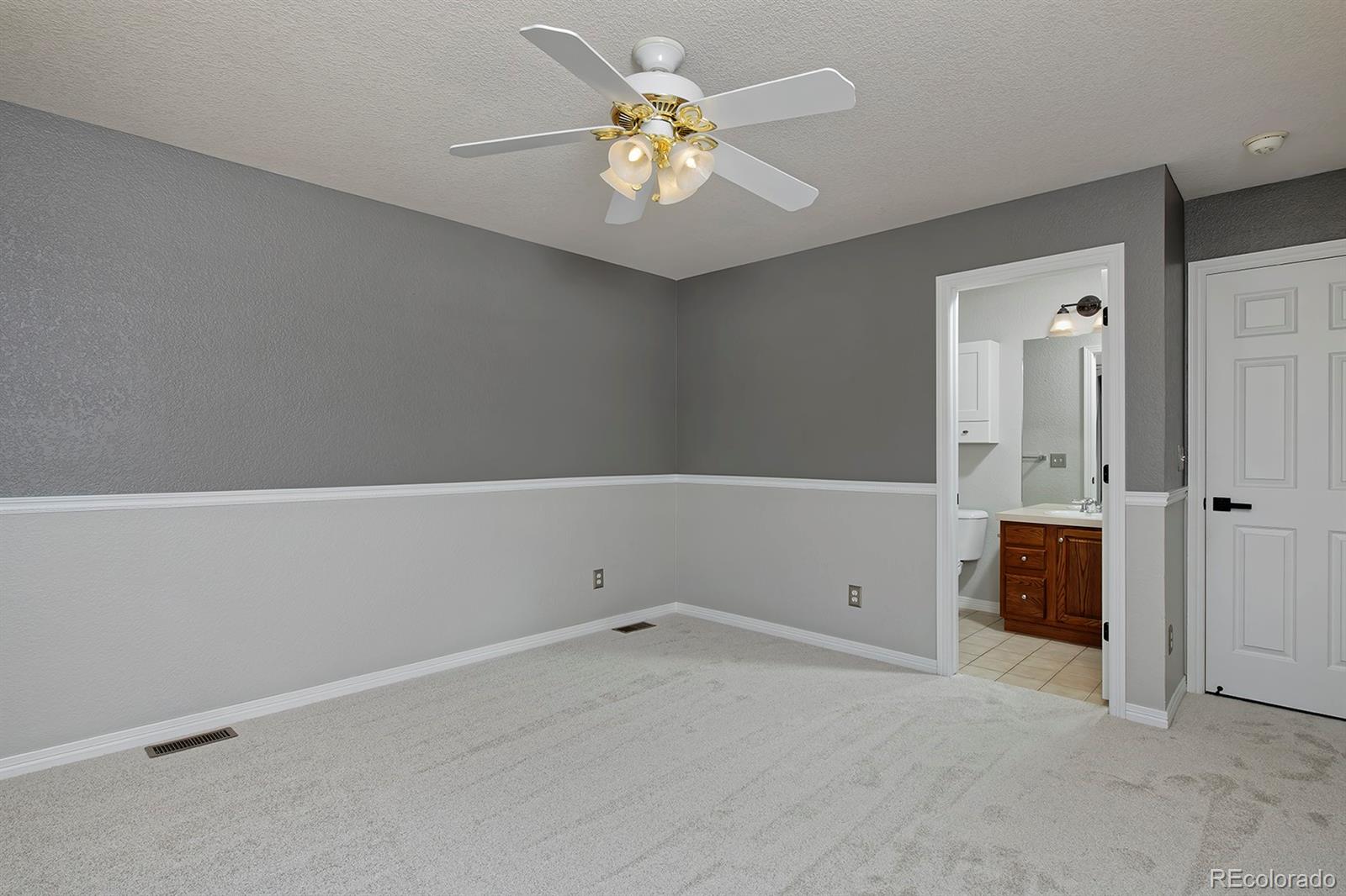 MLS Image #39 for 2804 w 111th loop,denver, Colorado
