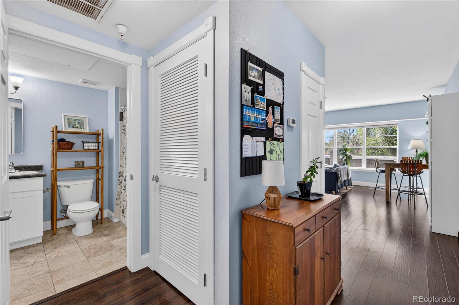 MLS Image #10 for 1623  saint paul street,denver, Colorado