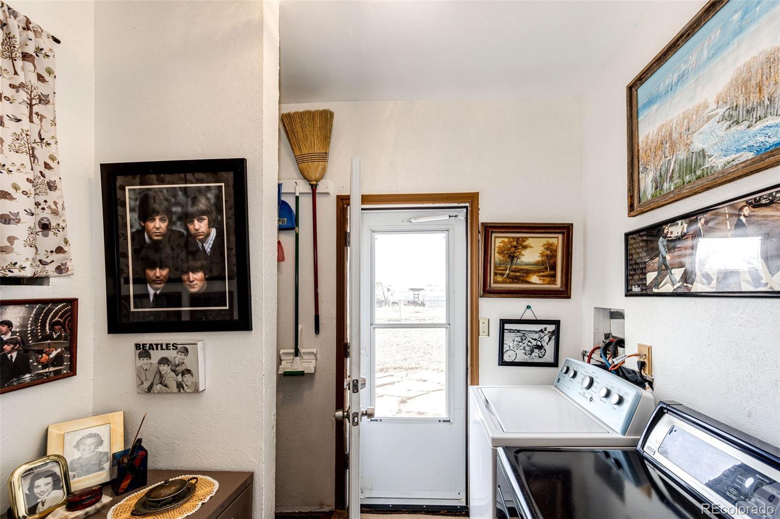 MLS Image #12 for 359 s sherman street,byers, Colorado