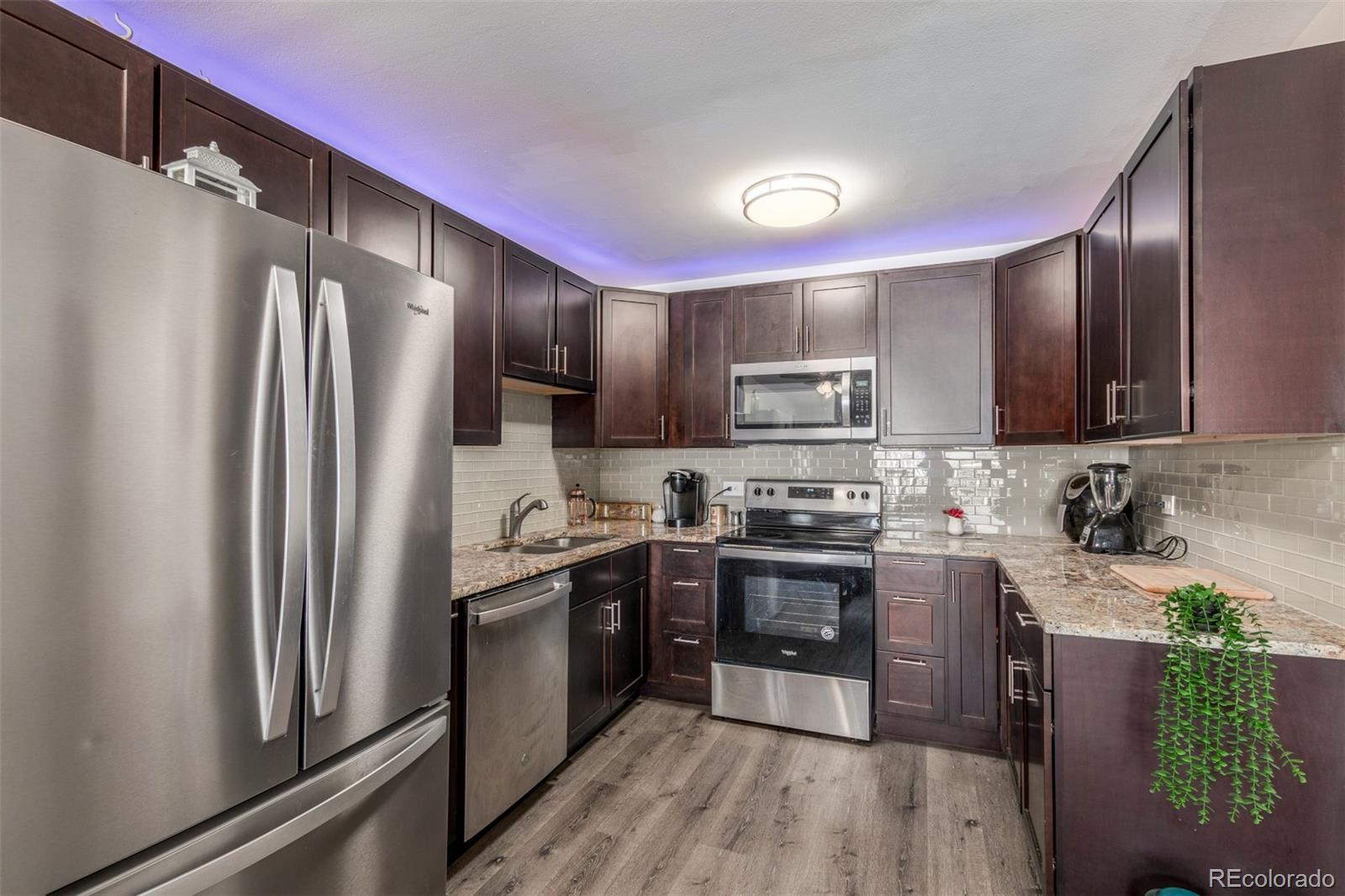 MLS Image #12 for 725 s clinton street 7b,denver, Colorado
