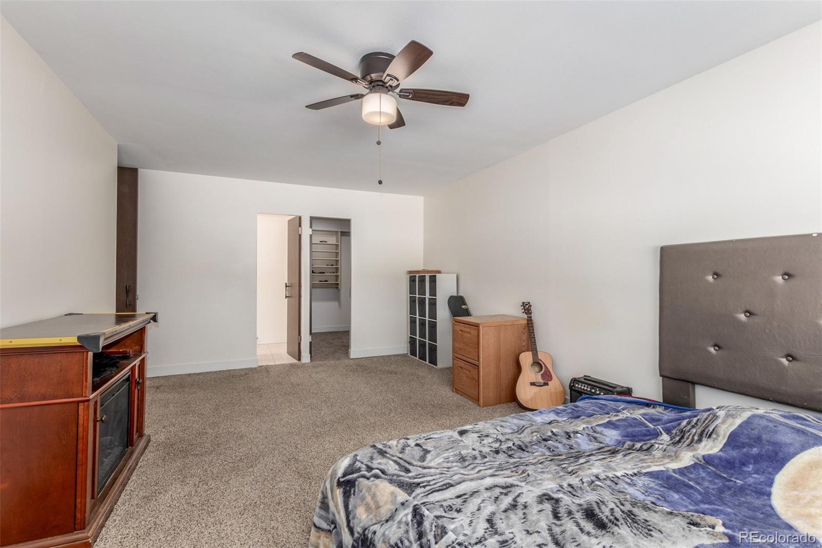 MLS Image #18 for 725 s clinton street 7b,denver, Colorado