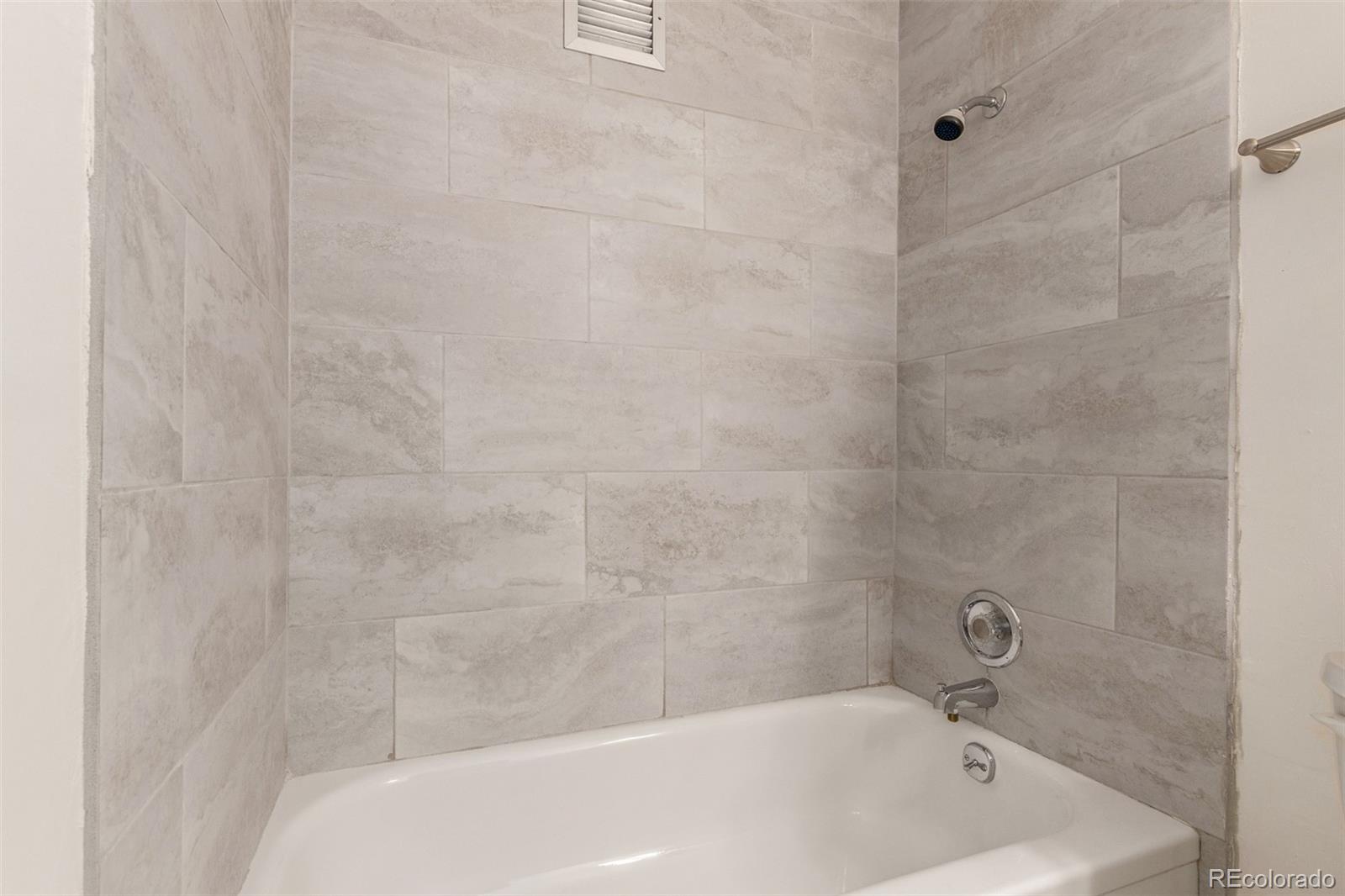 MLS Image #25 for 725 s clinton street 7b,denver, Colorado
