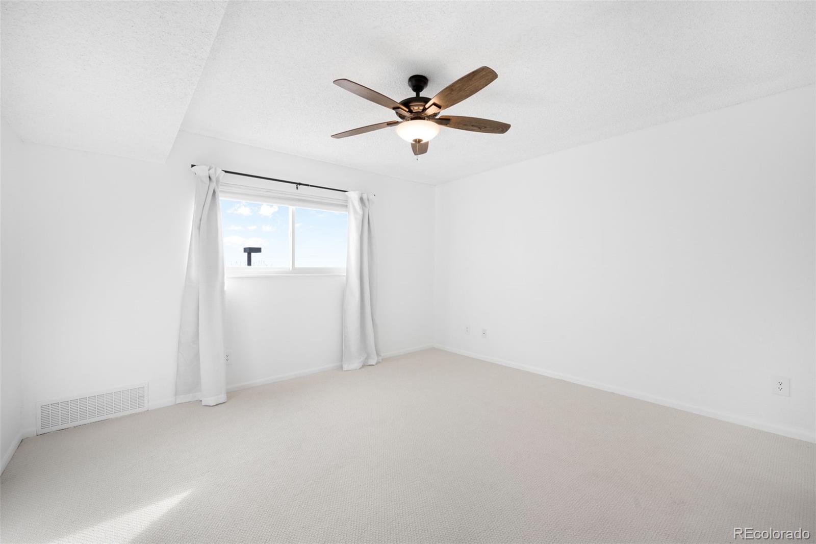 MLS Image #10 for 539  wright street,lakewood, Colorado