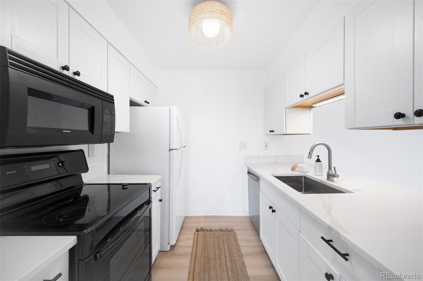 MLS Image #4 for 539  wright street,lakewood, Colorado