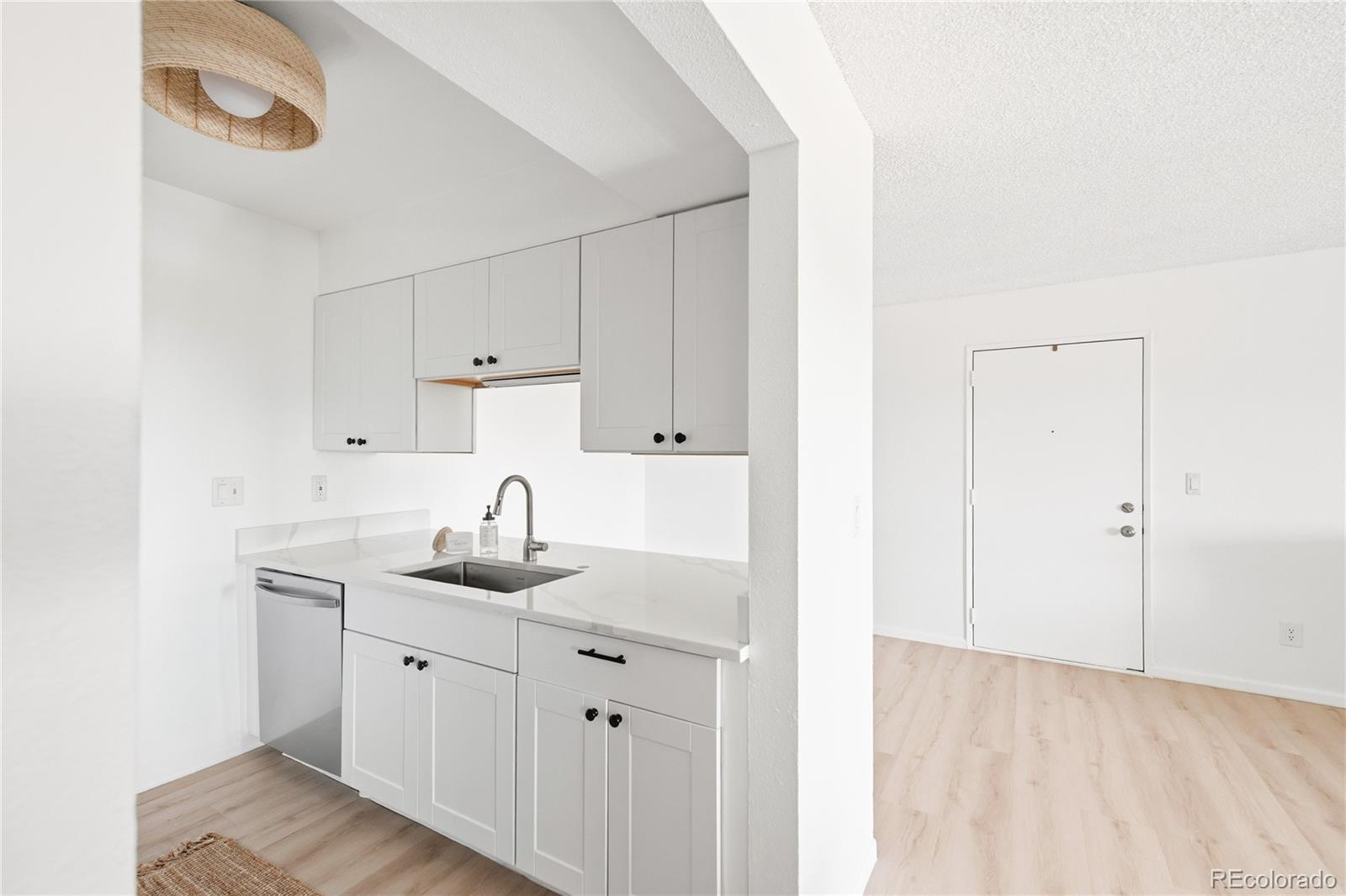 MLS Image #8 for 539  wright street,lakewood, Colorado