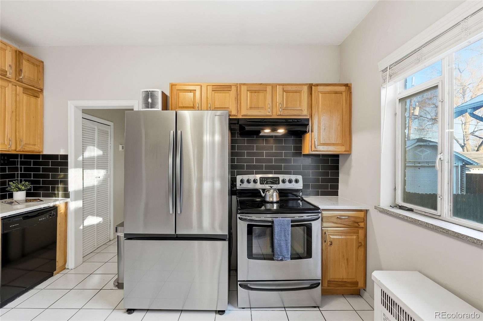 MLS Image #12 for 1416  stuart street,denver, Colorado