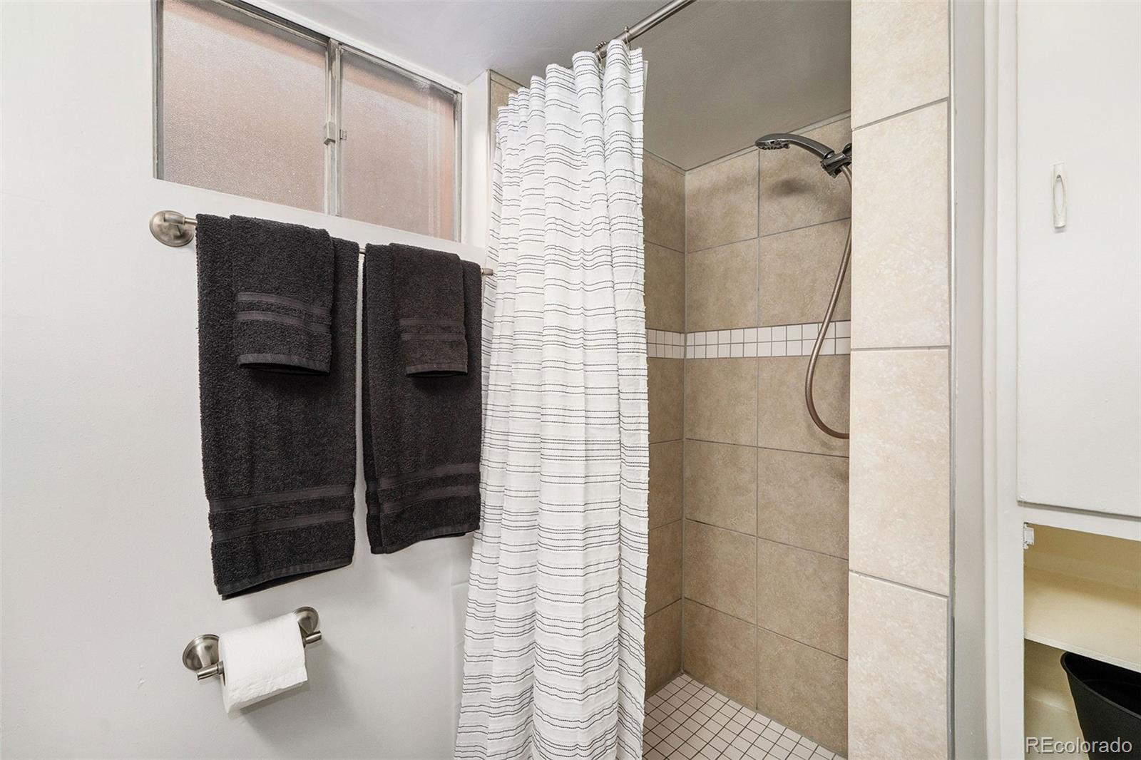 MLS Image #37 for 1416  stuart street,denver, Colorado