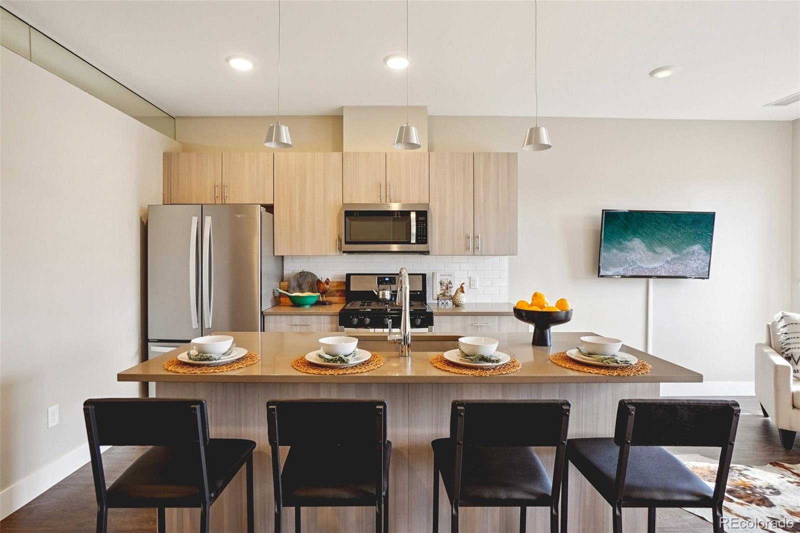 MLS Image #14 for 2374 s university boulevard,denver, Colorado