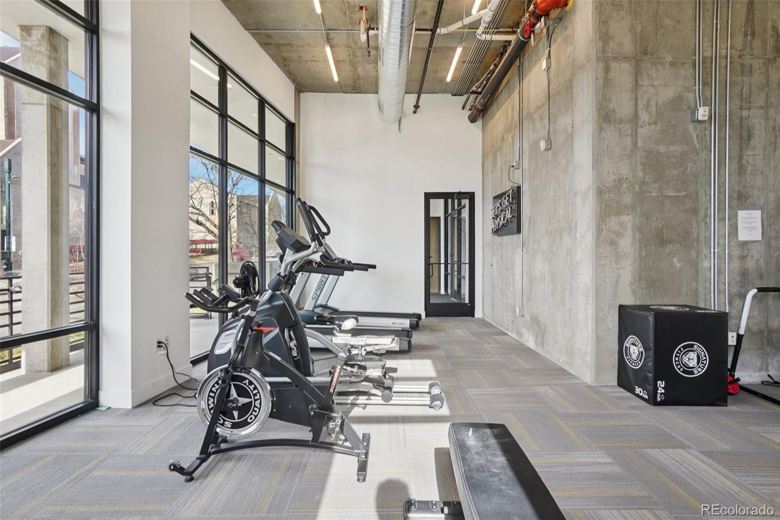 MLS Image #37 for 2374 s university boulevard,denver, Colorado