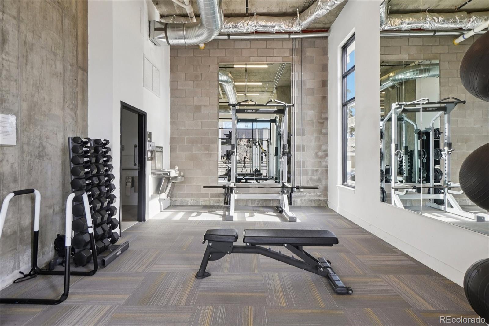 MLS Image #38 for 2374 s university boulevard,denver, Colorado