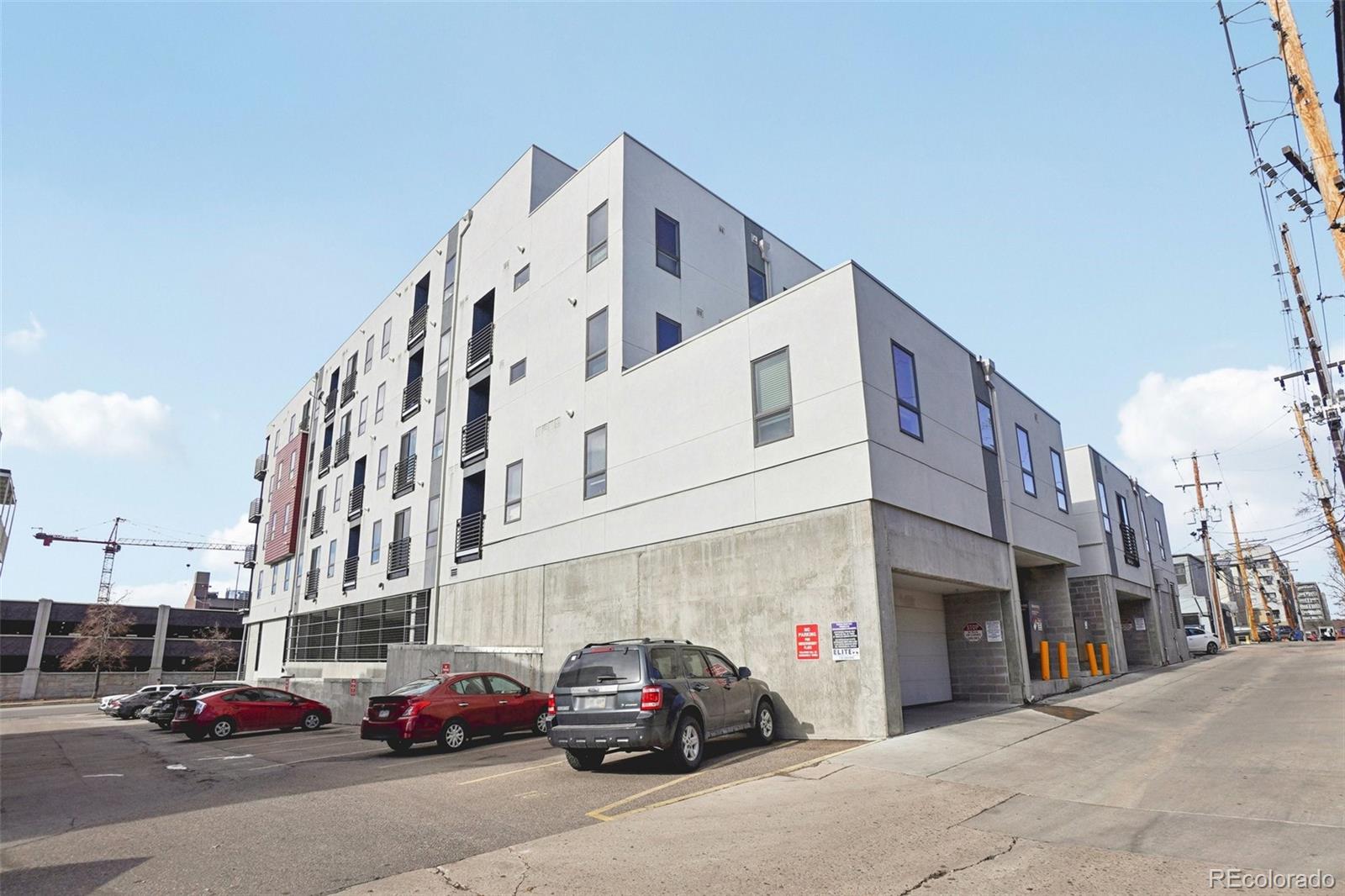 MLS Image #41 for 2374 s university boulevard,denver, Colorado