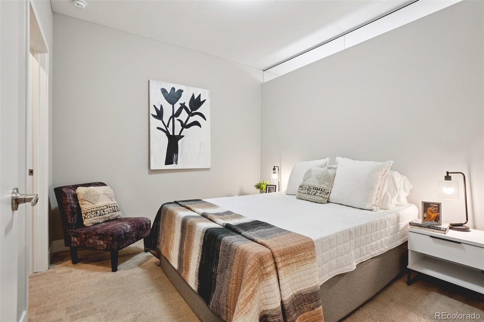 MLS Image #5 for 2374 s university boulevard,denver, Colorado