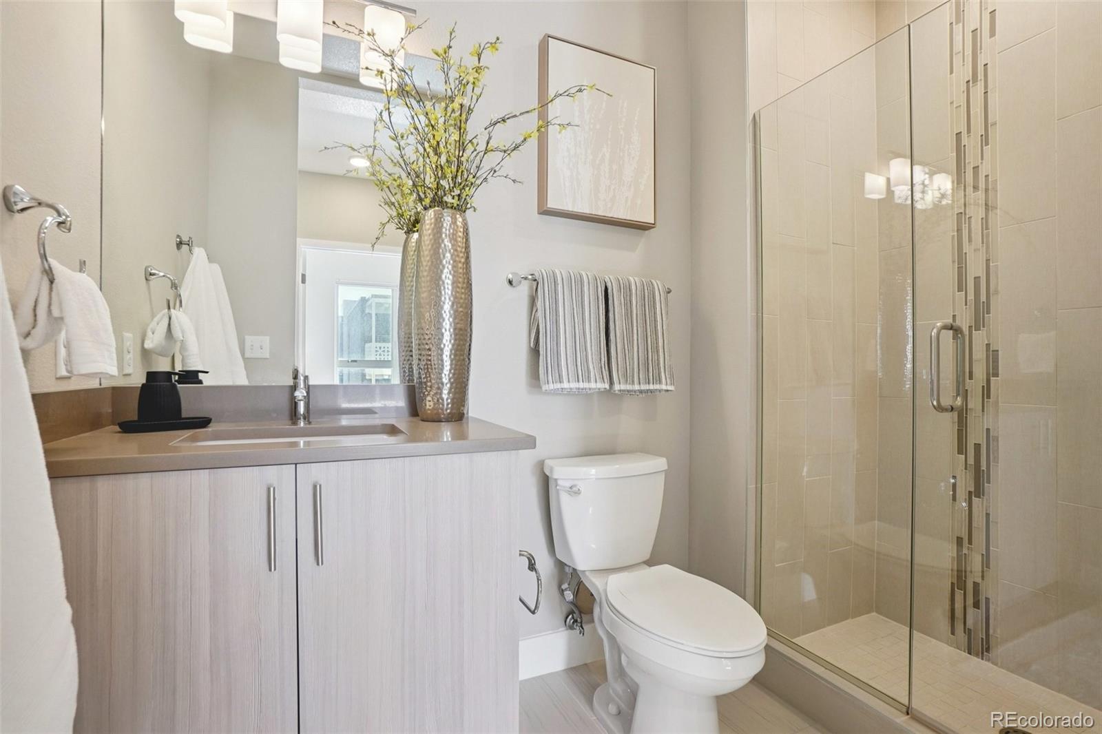 MLS Image #6 for 2374 s university boulevard,denver, Colorado