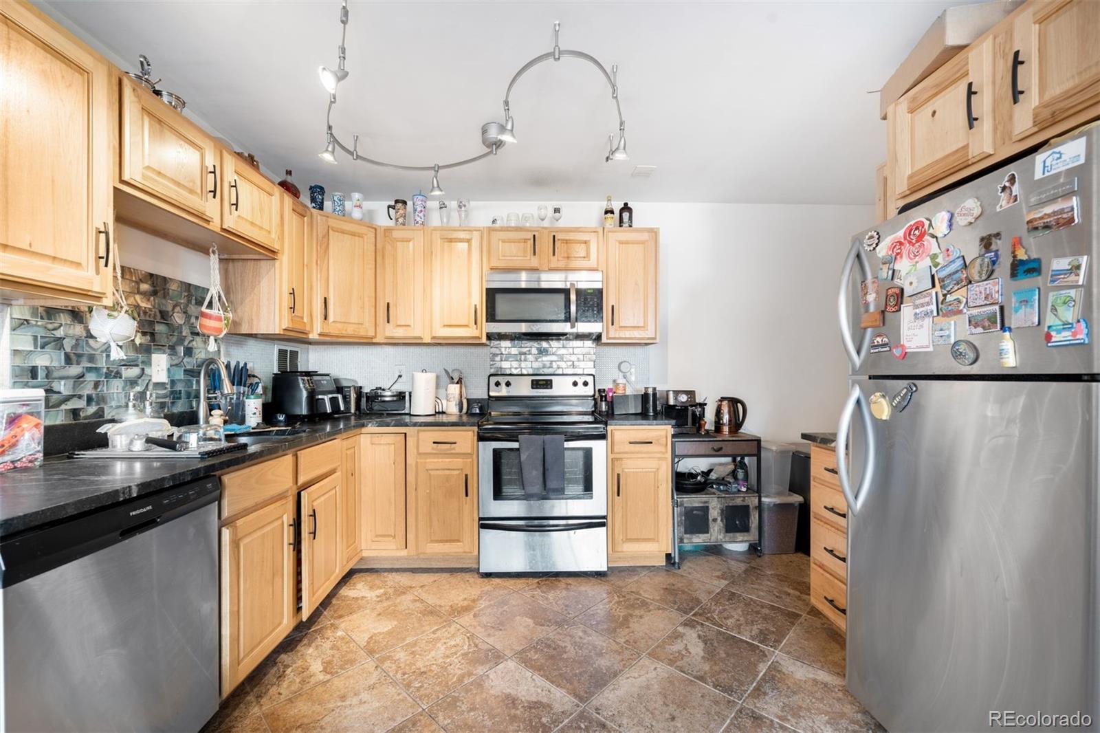 MLS Image #4 for 1121  albion street,denver, Colorado