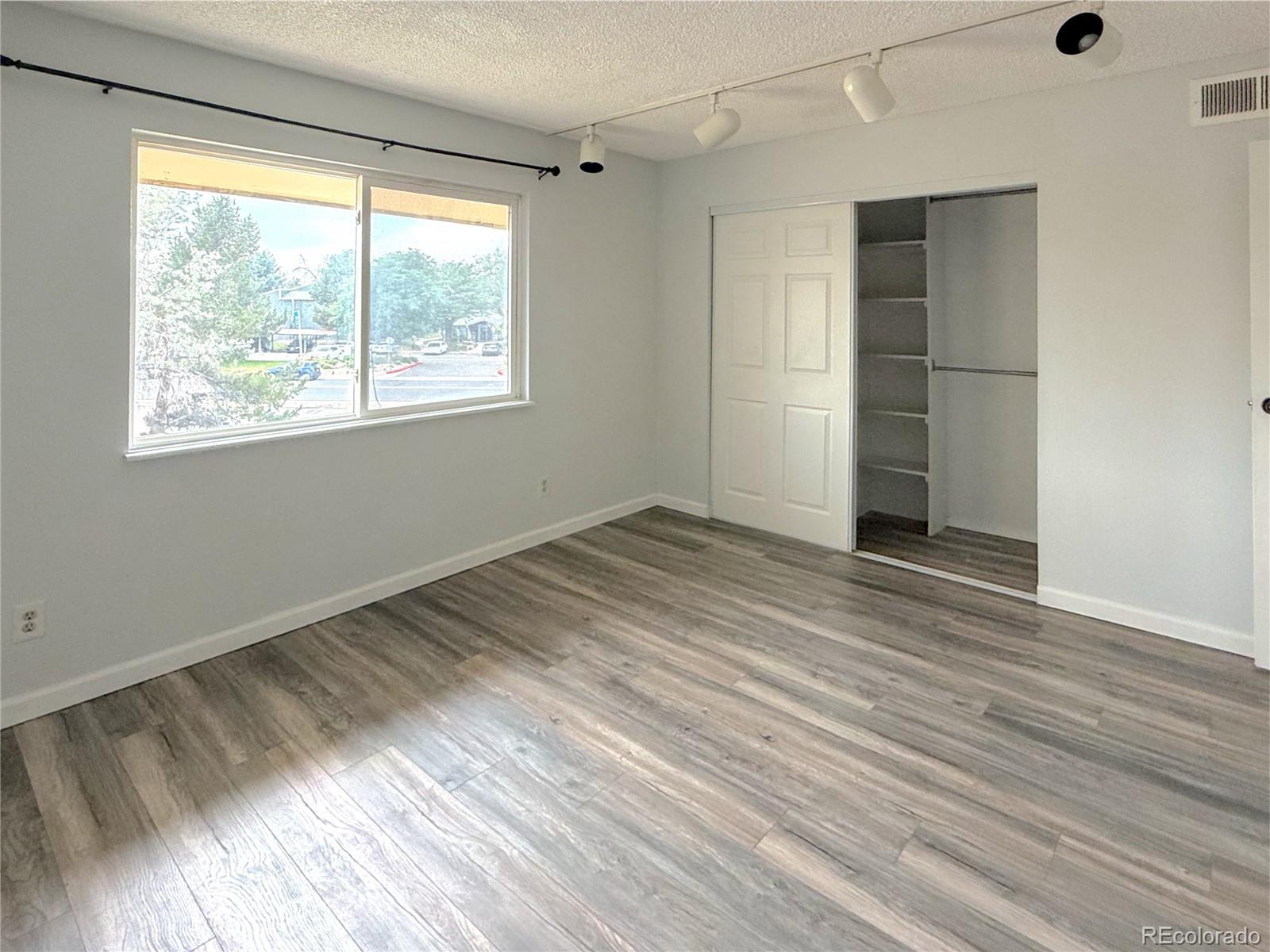 MLS Image #15 for 10211  ura lane,thornton, Colorado