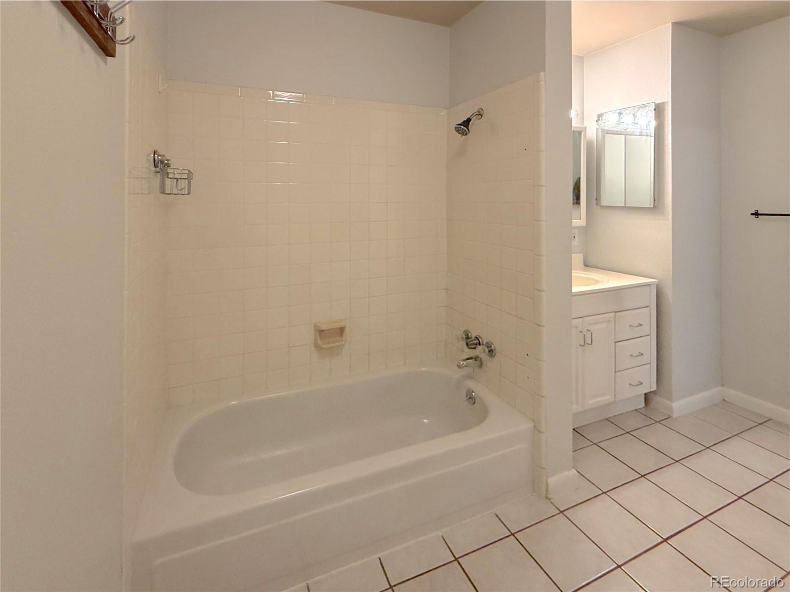 MLS Image #23 for 10211  ura lane,thornton, Colorado