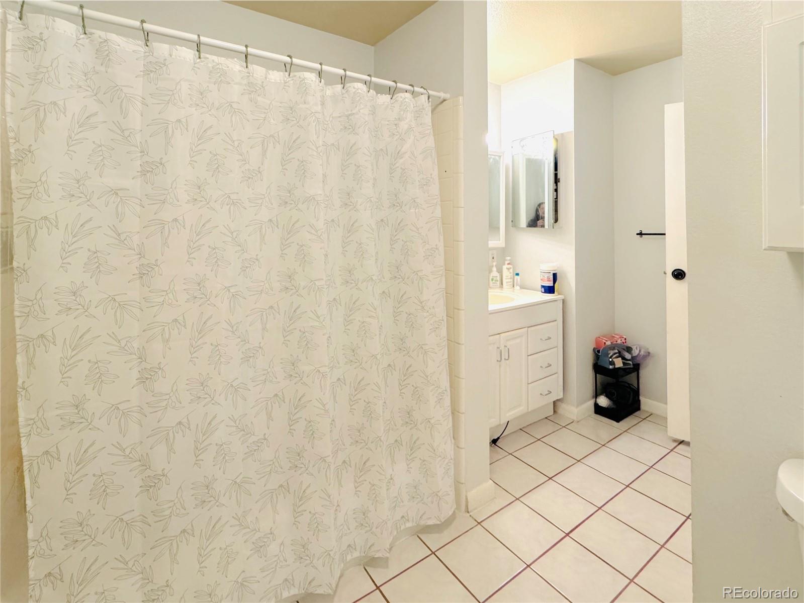 MLS Image #7 for 10211  ura lane 3-303,thornton, Colorado