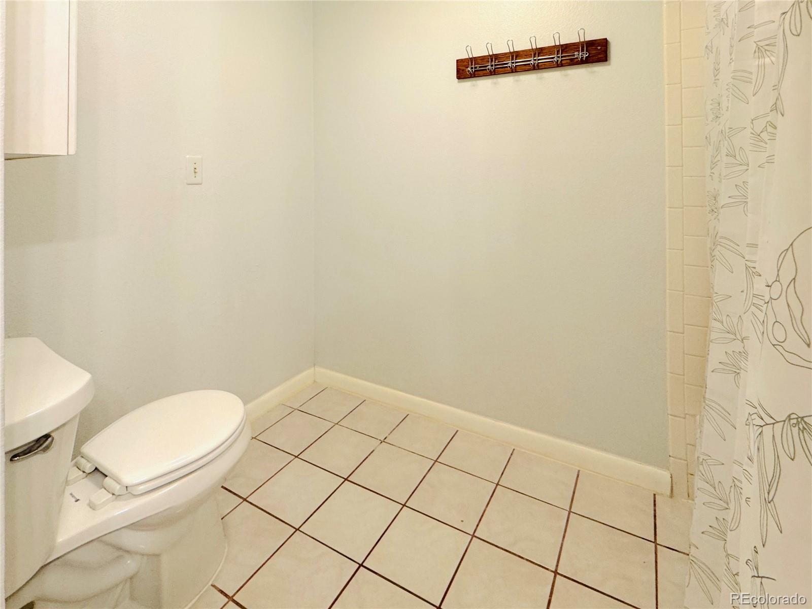 MLS Image #8 for 10211  ura lane 3-303,thornton, Colorado