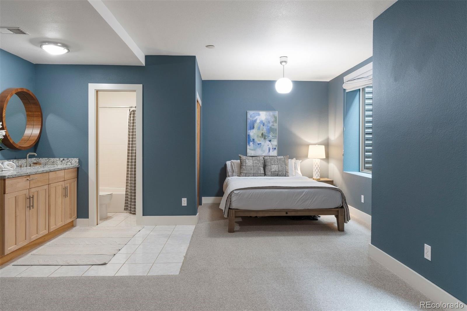 MLS Image #27 for 1735 s pennsylvania street,denver, Colorado