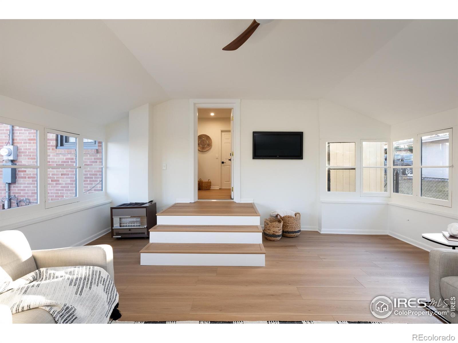 MLS Image #18 for 6  sunset circle,longmont, Colorado