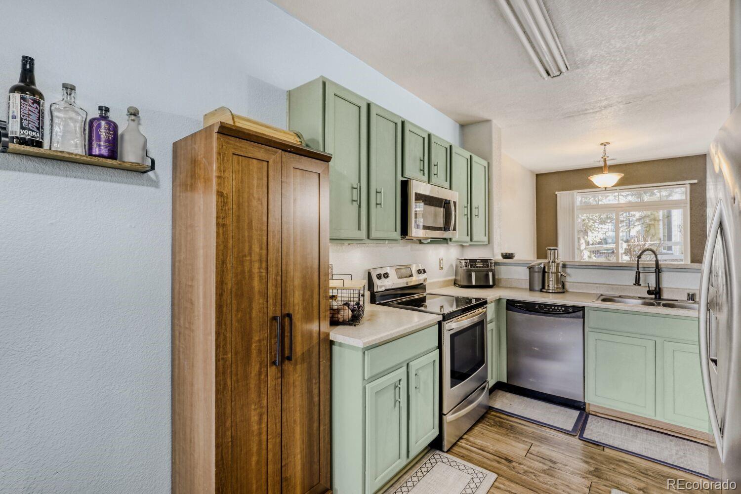 MLS Image #11 for 14400  albrook drive 80,denver, Colorado