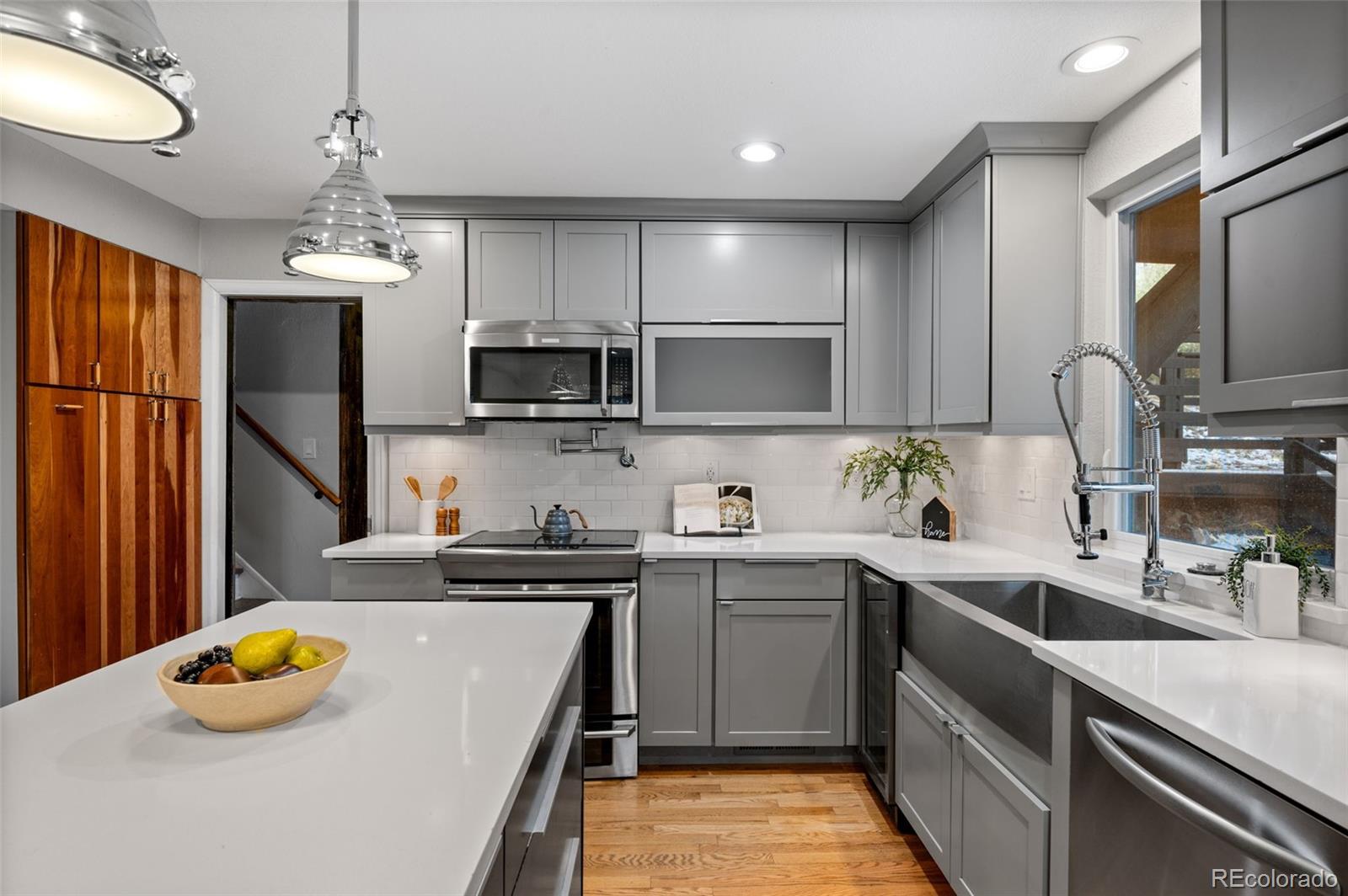 MLS Image #9 for 5704  santa clara road,indian hills, Colorado